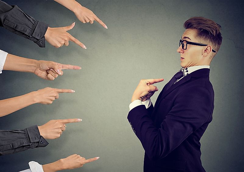 Avoid directly pointing out even obvious mistakes or wrongdoings. Avoid directly pointing out even obvious mistakes or wrongdoings.