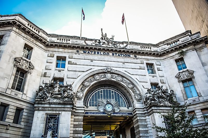#4 London Waterloo - the Busiest Train Station in the United Kingdom
