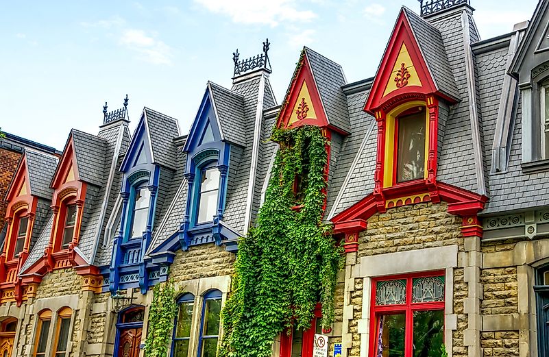Ornate house designs are characteristic of many homes in the Plateau/Mile End. Ornate house designs are characteristic of many homes in the Plateau/Mile End.