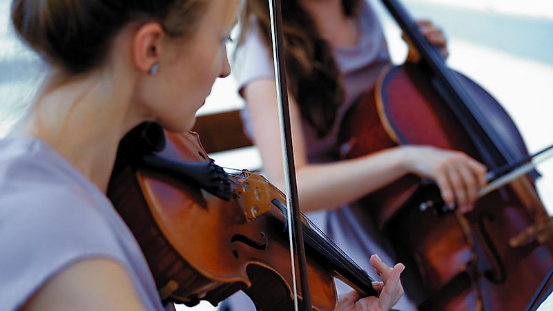 Having an orchestra play while you eat your Miss Verdun pizza is an option.