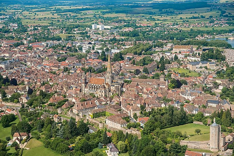 #4 Autun