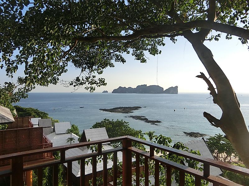 Phi Phi island offers some amazing accommodation options ranging from budget to super luxury for every type of traveler. Image credit: Pxfuel.com Phi Phi island offers some amazing accommodation options ranging from budget to super luxury for every type of traveler. Image credit: Pxfuel.com