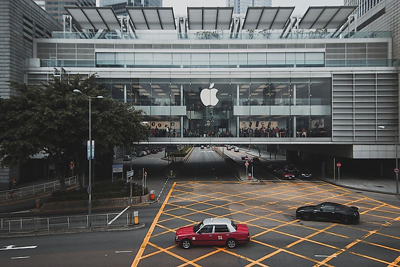 Apple has expanded its leave policies to accommodate personal or family health circumstances created by COVID-19. Photo by Alexandr Bormotin on Unsplash