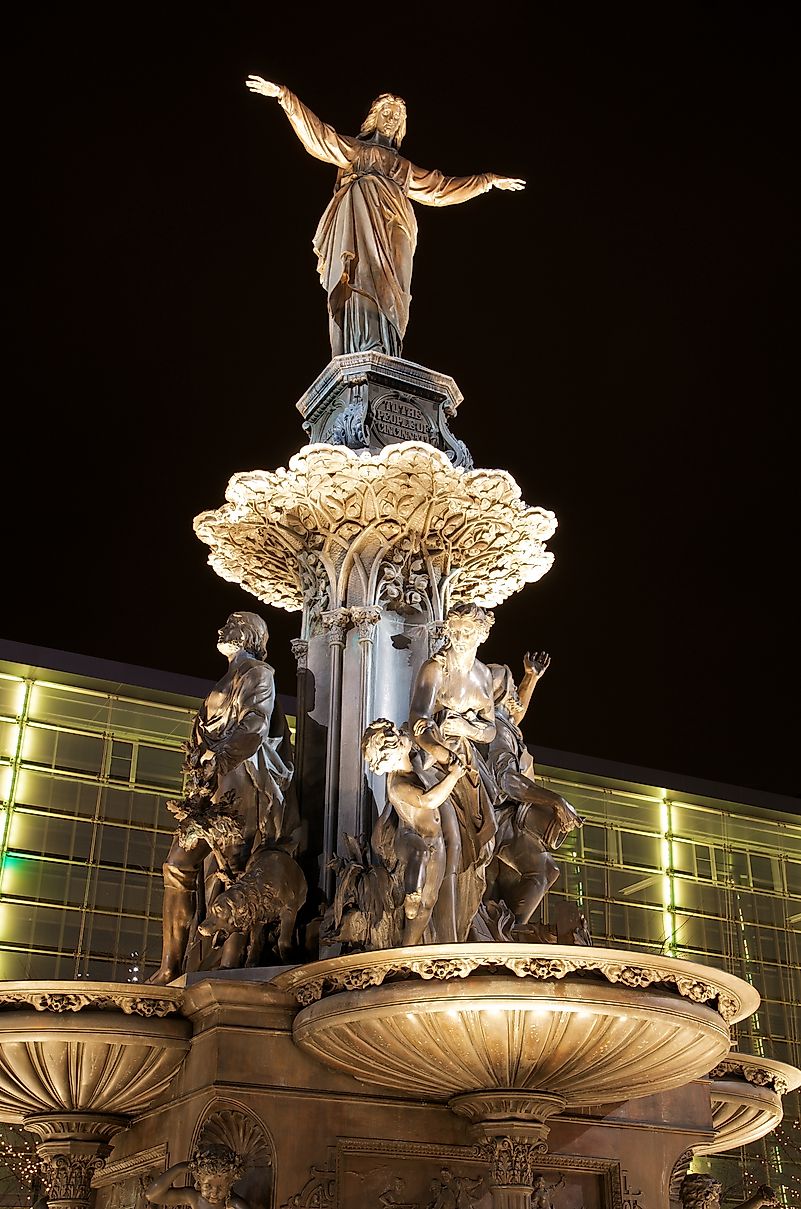 #6 Tyler Davidson Fountain - Cincinnati, Ohio