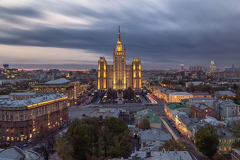 #5 Kudrinskaya Square Building
