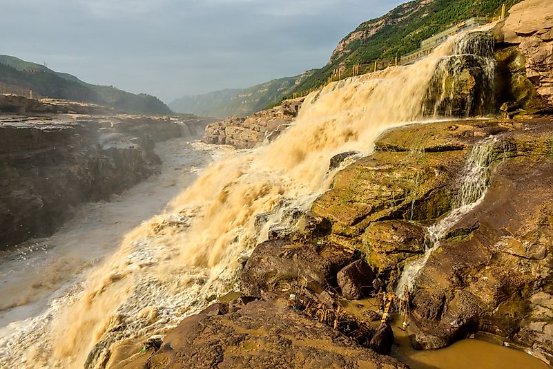 #11 Hukou Waterfall