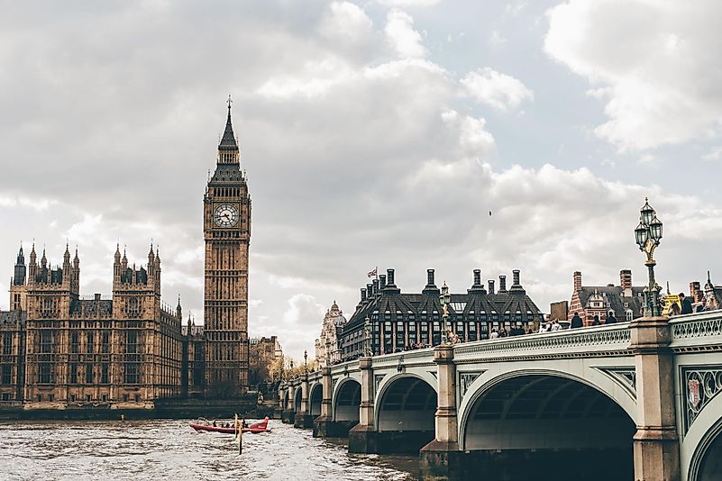 Photo by Eva Dang on Unsplash