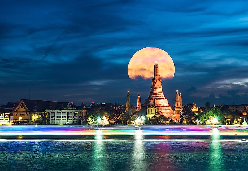 Temple of Dawn in front of a supermoon phenomenon.