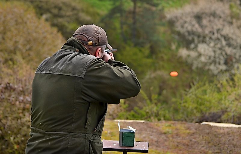 Pigeon shooting. Pigeon shooting.