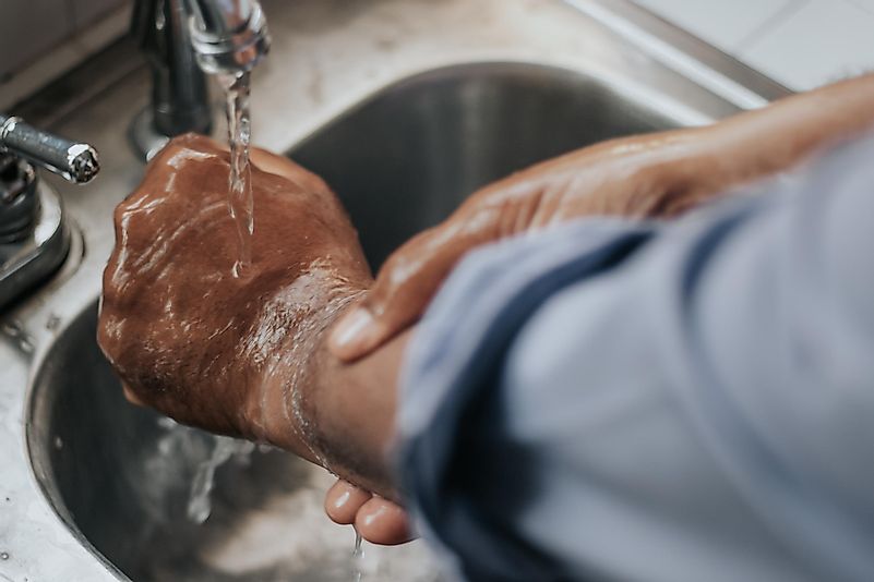 Lavar as mãos pode protegê-lo de muitas doenças, não apenas do COVID-19. Foto de Mélissa Jeanty em Unsplash
