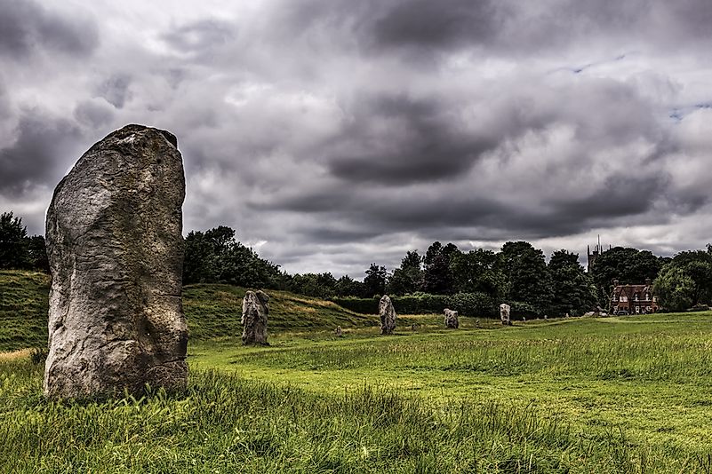 #10 Avebury