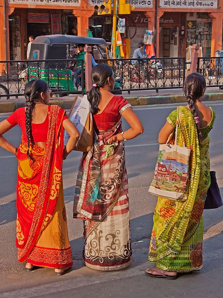 Punjabi bhangra dancers wearing lungis.