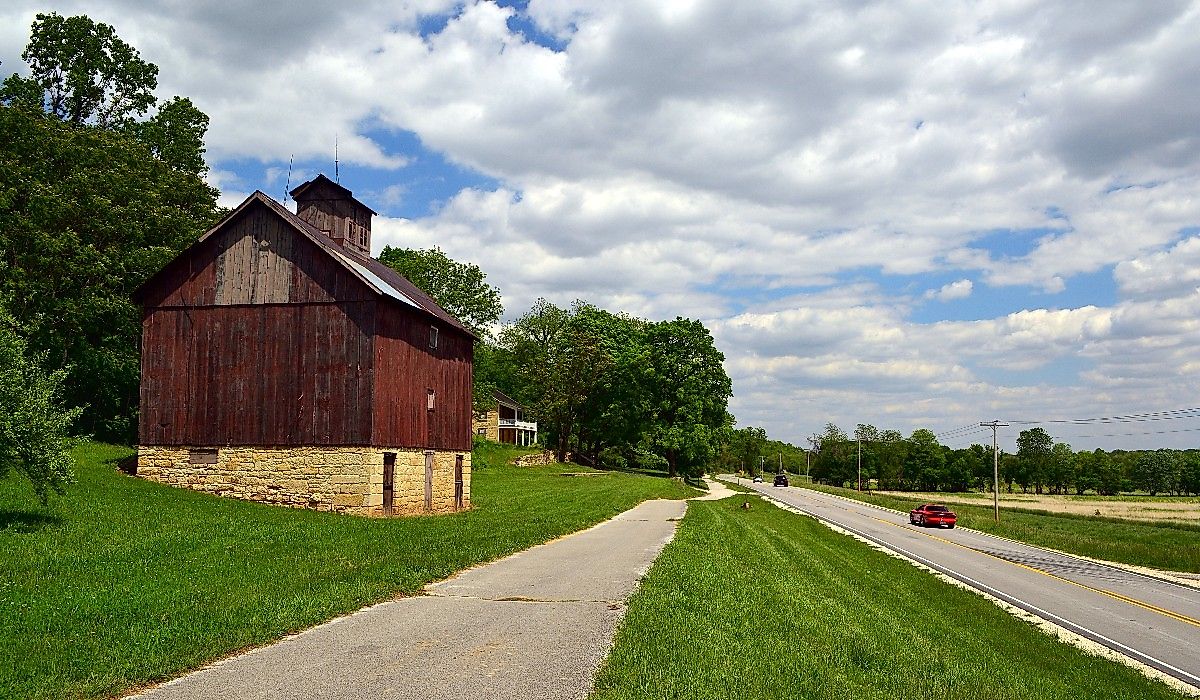 The Sam Vadalabene Bike Trail near Elsah and Pere Marquette State Park.