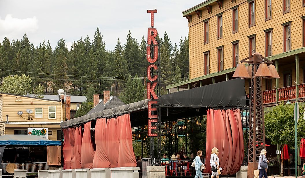 Historic downtown Truckee. Image credit Matt Gush via Shutterstock.