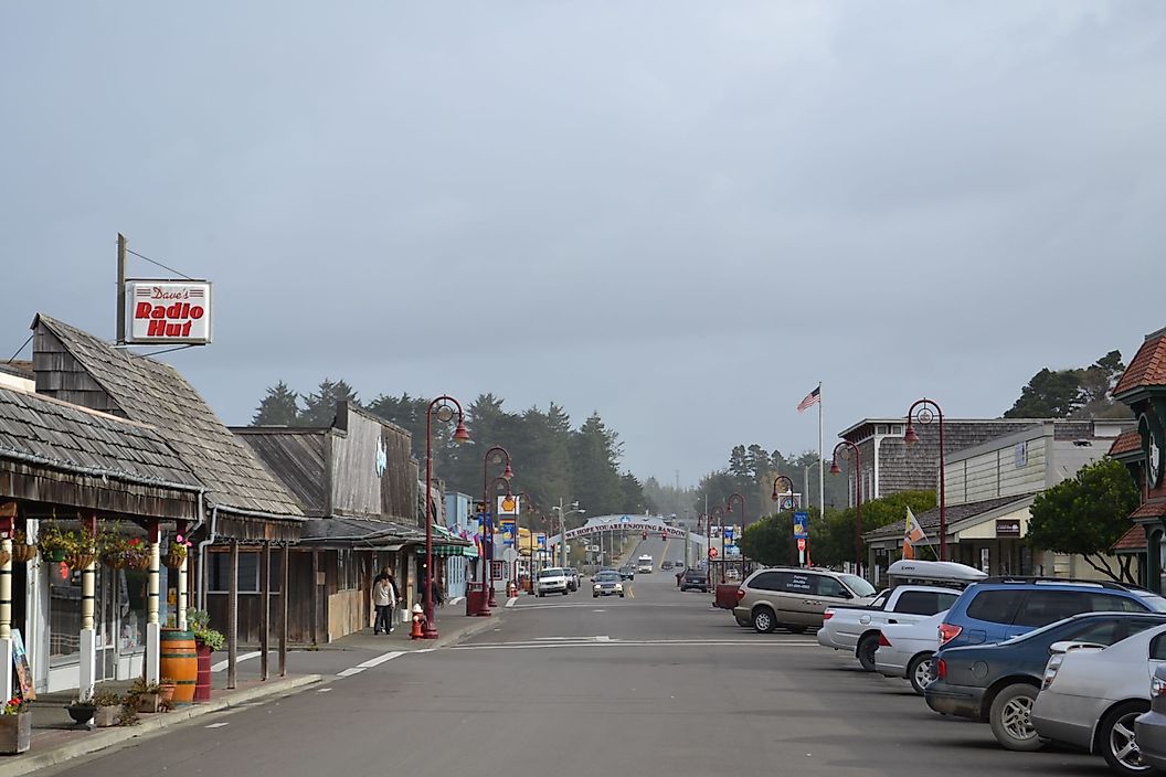 Bandon Historic District, Bandon, Oregon. Image Credit: Visitor7 via Wikimedia Commons
