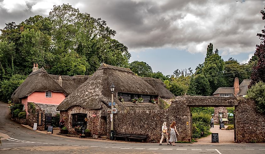 Cockington, Torquay, Devon, England. Editorial credit: Stephen Richard McAdam / Shutterstock.com