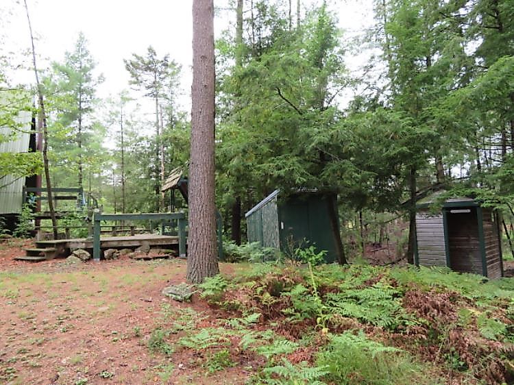 A chalet in Pitcairn, New York, via 