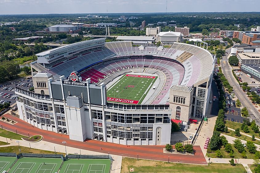 largest-college-stadium