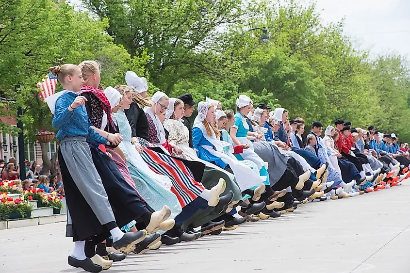 The Orange City Tulip Festival choreographed klompen dancing