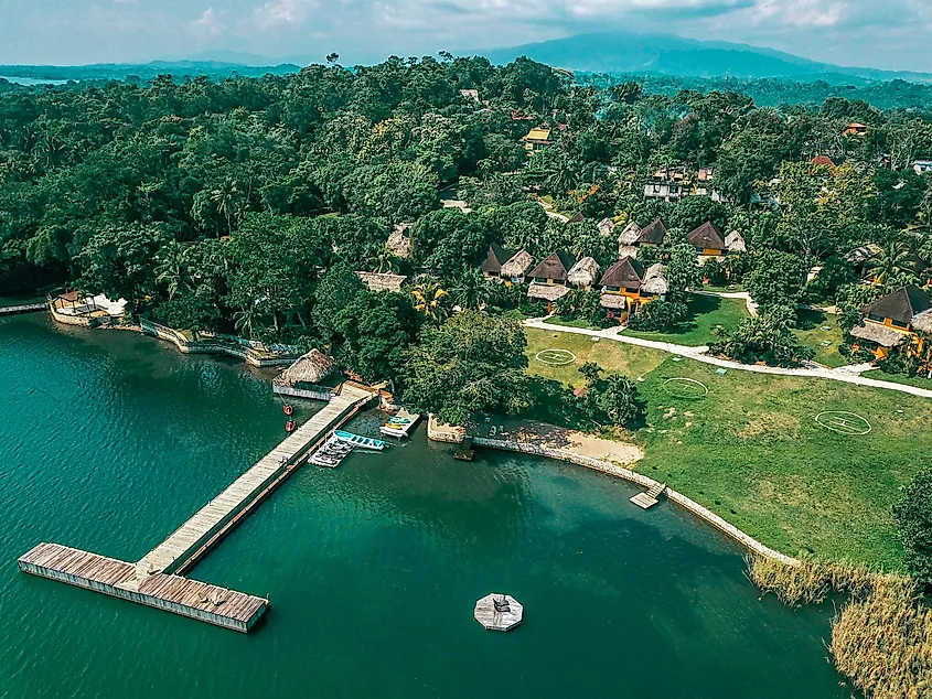 Lago De Izabal Guatemala