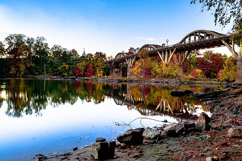 View of the Bibb Graves Bridge and fall foliage in Wetumpka, Alabama