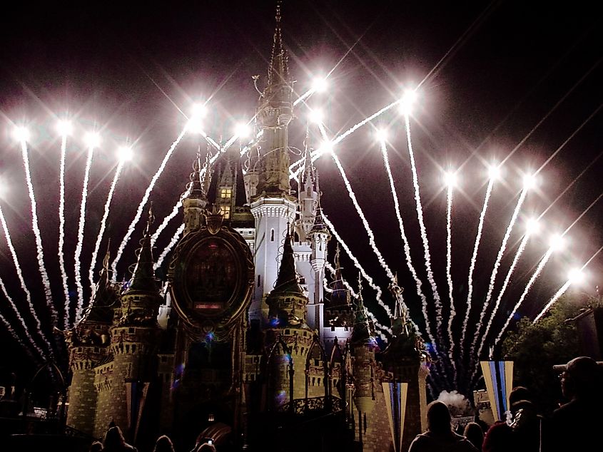 eworks light up Cinderella Castle at Disney's Magic Kingdom at Walt Disney World. Editorial credit: Usa-Pyon / Shutterstock.com