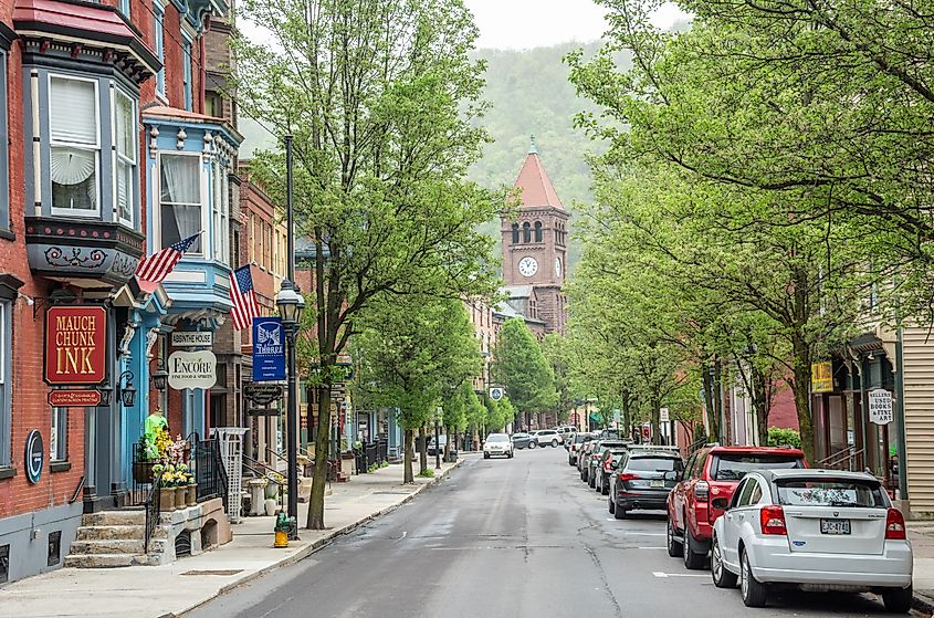 Street view on Broadway in Jim Thorpe, PA. Editorial credit: Alizada Studios / Shutterstock.com