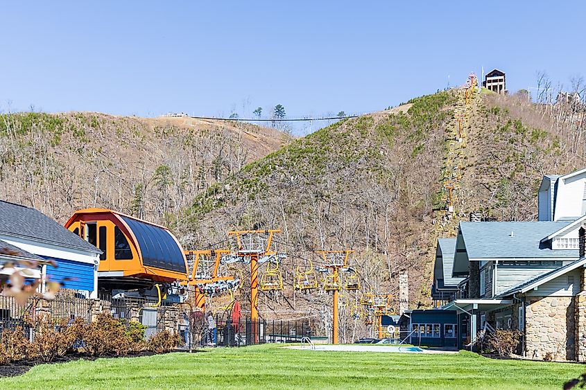 Skylift Park takes passengers up to the Sky Bridge where people can look out over the Smoky Mountains. Editorial credit: Joseph Hendrickson / Shutterstock.com