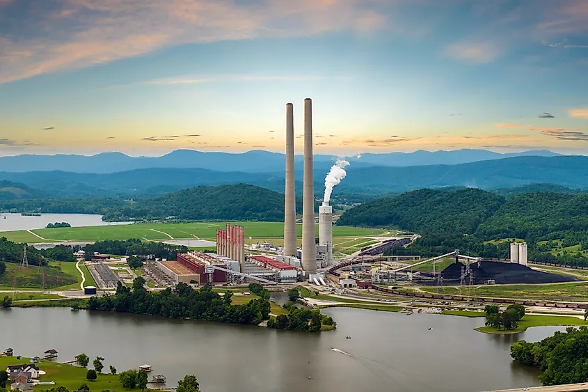 Kingston power station in Roane County near Kingston, Tennessee.