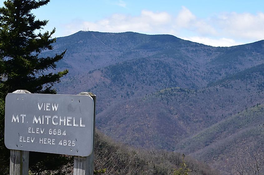View Mount Mitchell overlook along the Blue Ridge Parkway on a beautifully clear day.