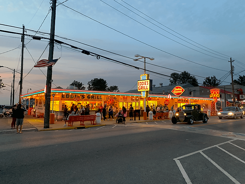 Eddie's Grill and the strip in Geneva on the Lake, Ohio