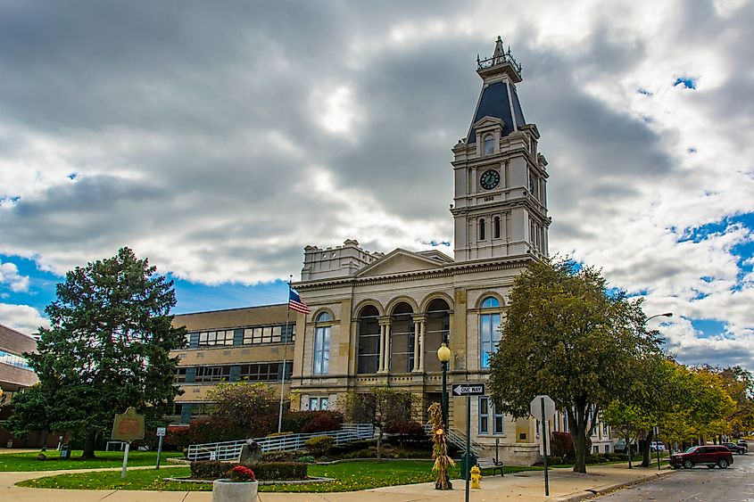 Monroe County Courthouse building in Connecticut.