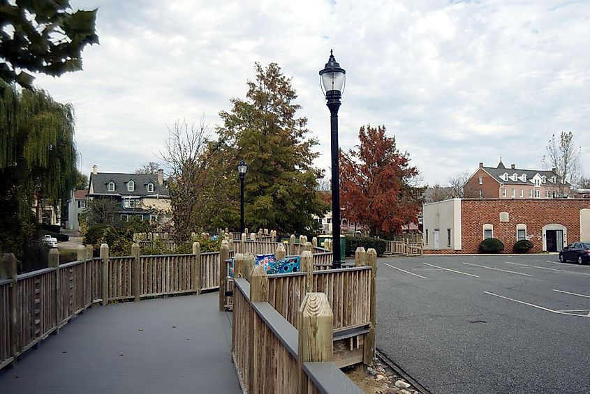 View at the beginning of the walk on the Milford, Delaware River park walkway.