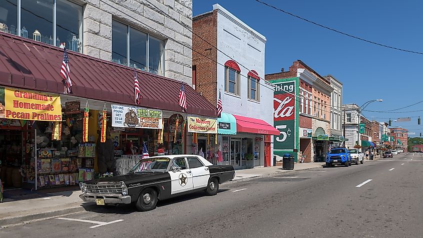 Old buildings line up the main street in North Carolina, via Nagel Photography / Shutterstock.com