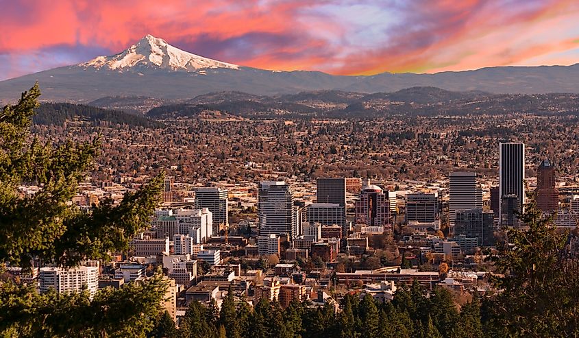 Aerial sunrise view of Portland, Oregon from Pittock Mansion.