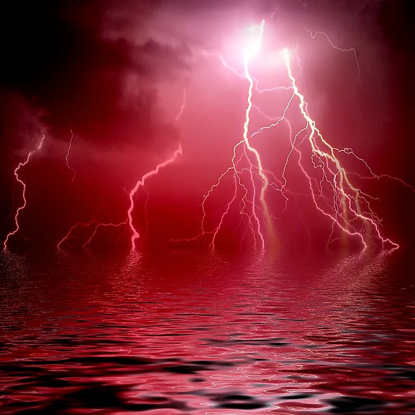 It was Johann Georg Estor, a German theorist of law that is credited as the person who made the earliest report of the red lightning in the year 1730.