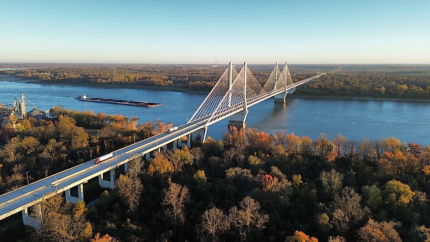Greenville, Mississippi: Aerial view of the bridge.