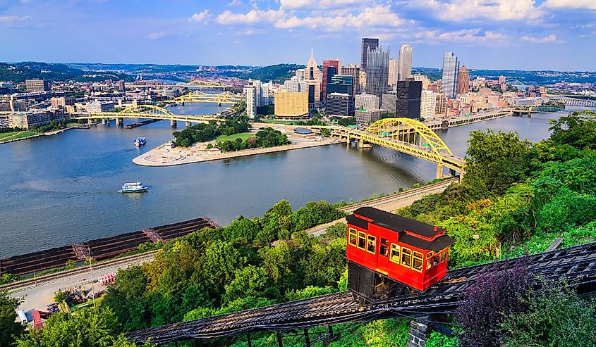 Pittsburgh, Pennsylvania, USA downtown skyline and incline.