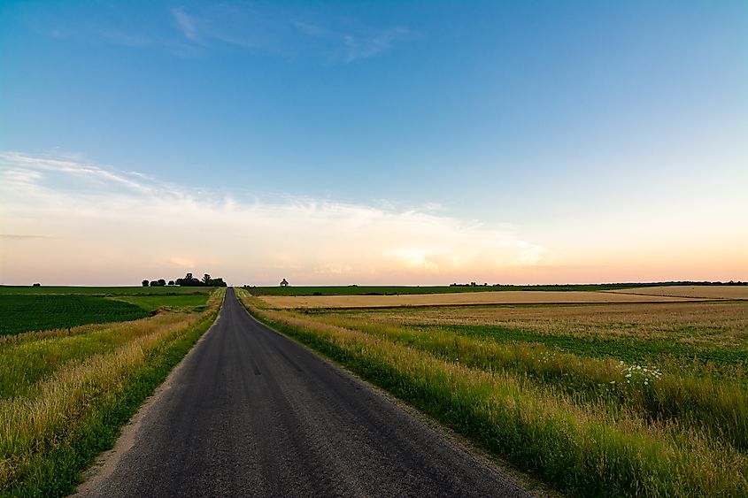 Open country road at sunset in rural LaSalle County, Illinois