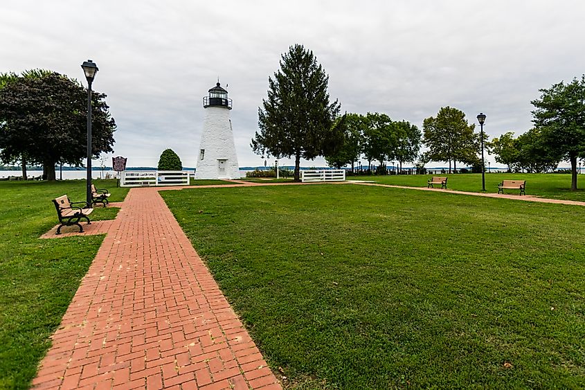 A park and lightouse in Havre De Grace on a cloudy day.