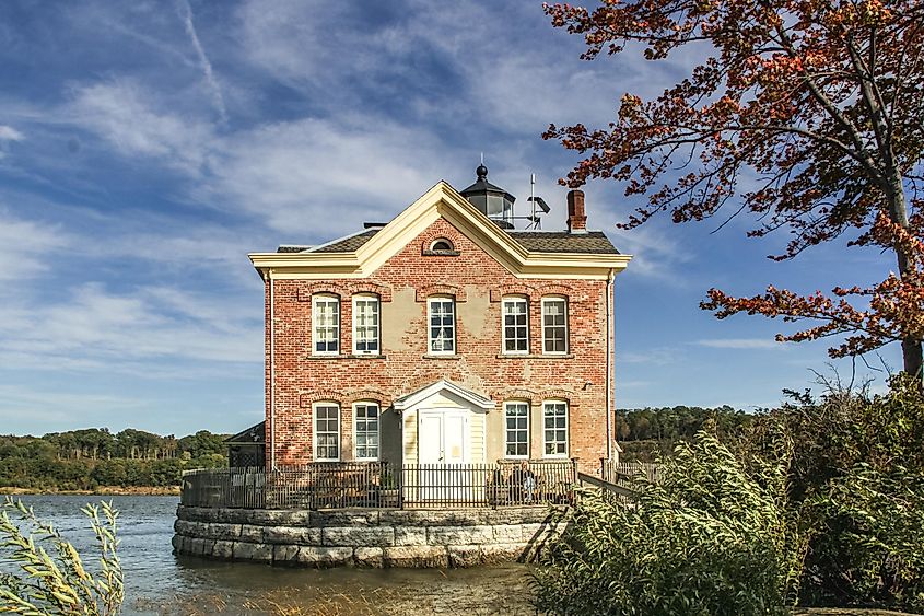 The 19th-century Saugerties Lighthouse in Saugerties, New York. Image credit Brian Logan Photography via Shutterstock