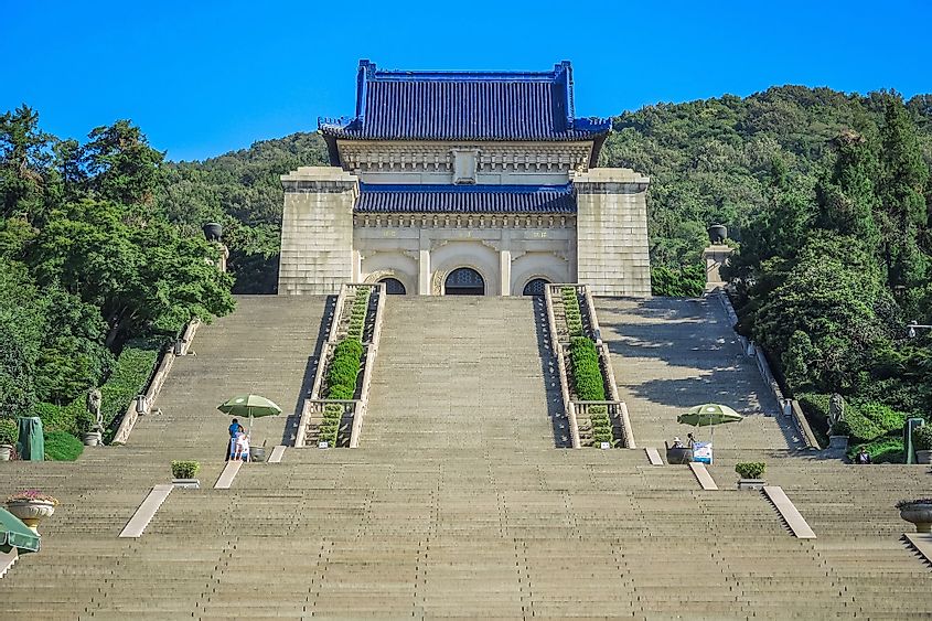 The main hall of Sun yat-sen's Mausoleum in Nanjing, China