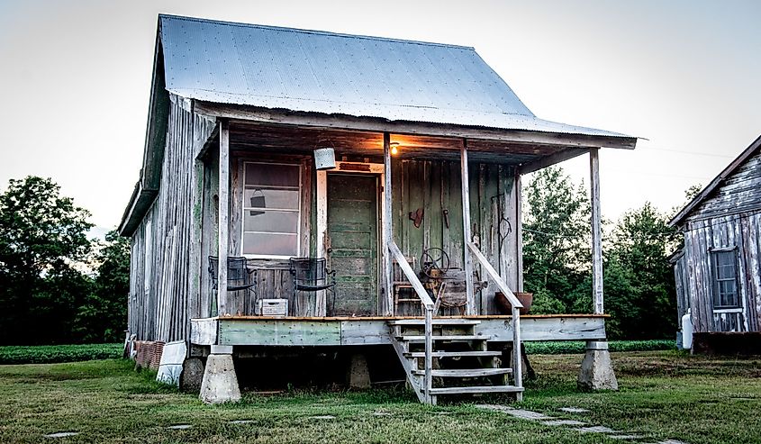 An exterior view of the Tallahatchie Flats in Greenwood, Mississippi