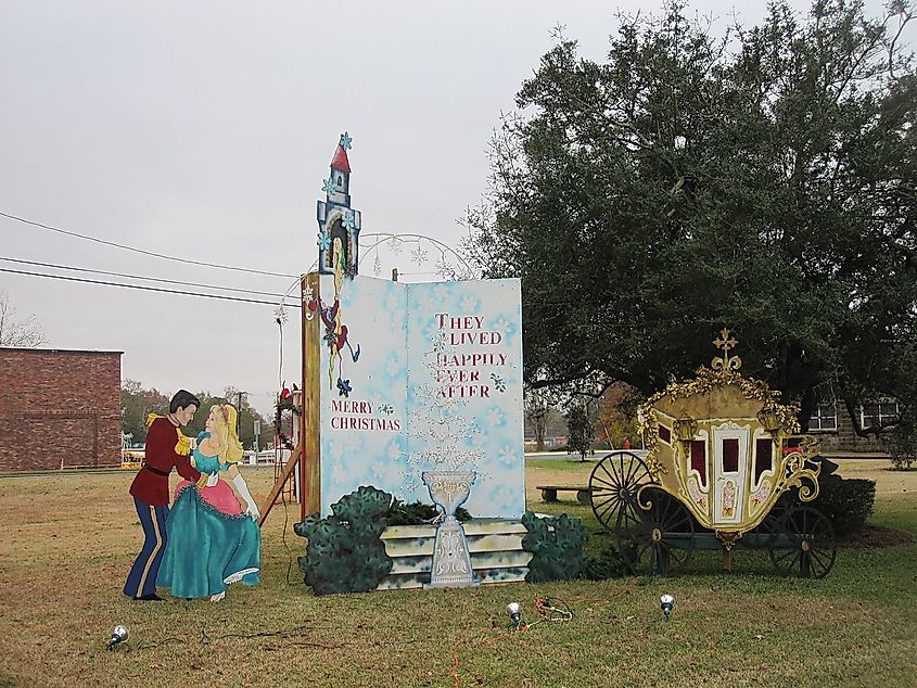 Cinderella Christmas exhibit at Minden, Louisiana.