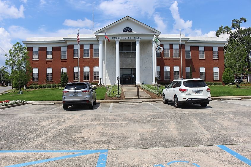 Dublin City Hall, 420 Academy Avenue, Dublin, Laurens County, Georgia.