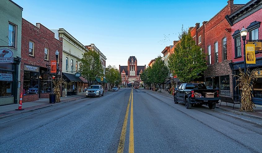 Brick buildings along the main street in Bardstown Kentucky