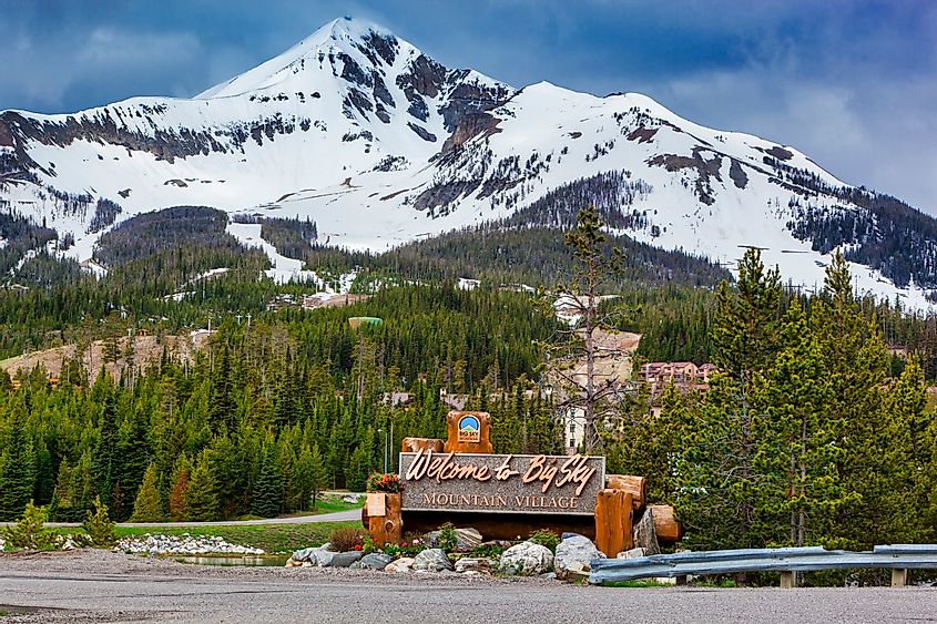 Welcome to Big Sky Mountain Village Signage. Editorial credit: Zorro Stock Images / Shutterstock.com