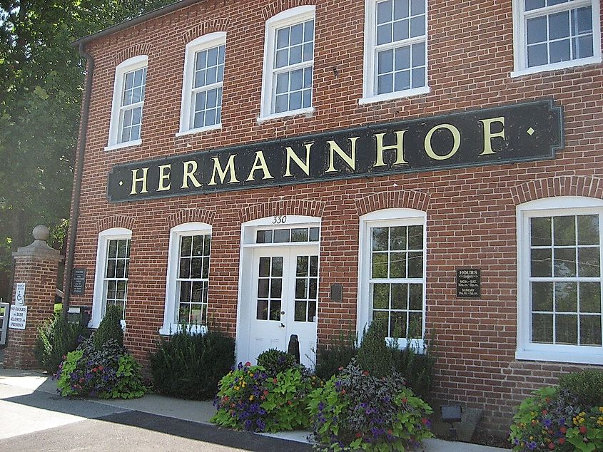 Hermannhof Winery, Hermann, Missouri. Image credit Pattie, CC BY-SA 2.0, via Wikimedia Commons