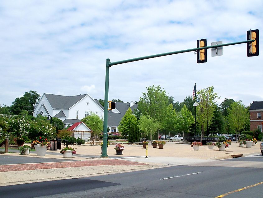 Street scene in Vienna, Virginia.