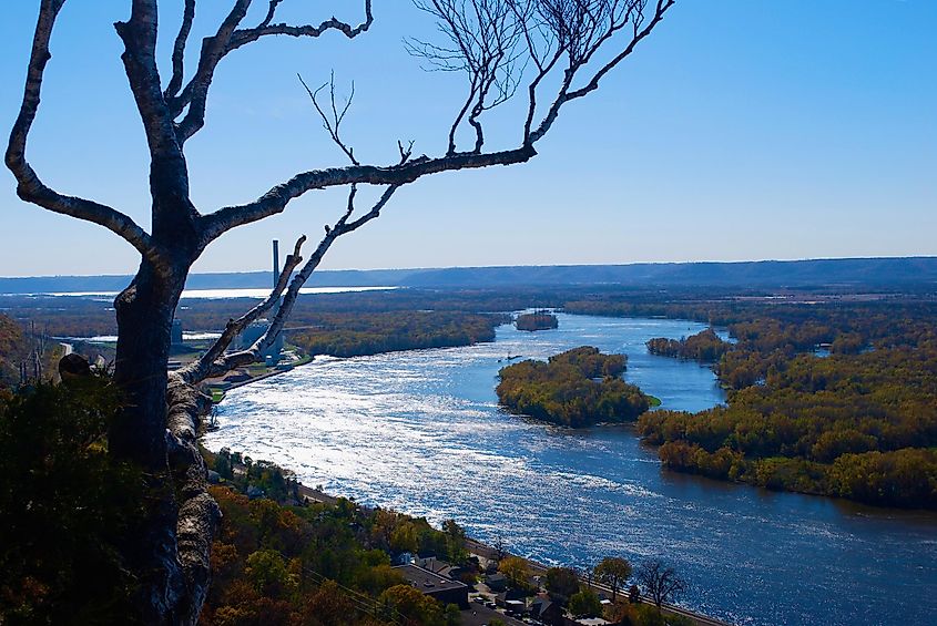 Great River Road Overlook at Alma, Wisconsin.